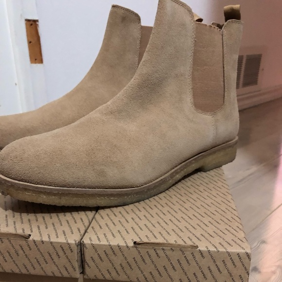 Urban Outfitters Other - UO Men’s Suede Chelsea Boots